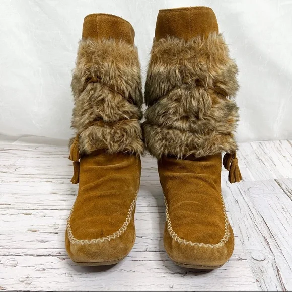 Minnetonka / Faux Fur Leather Boots - Picture 6 of 16